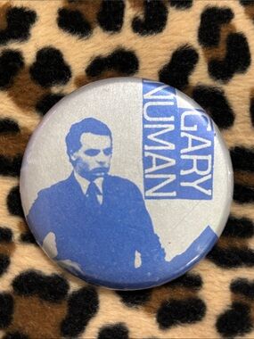 GARY NUMAN Vintage Pinback UK New Wave Electronica Goth Industrial Rock 80s Cars